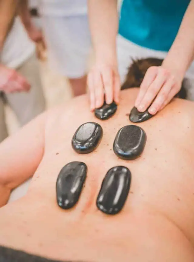 Was ist eine Hot Stone Massage?